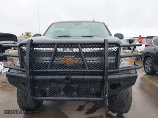 2013 Chevrolet Silverado 2500HD LT with VIN 1GC1KXCG7DF151954, listed as a IAAI auction lot 41909133 with 189,939 mi miles. Bid and sale history available at carsss.com. Image 12.