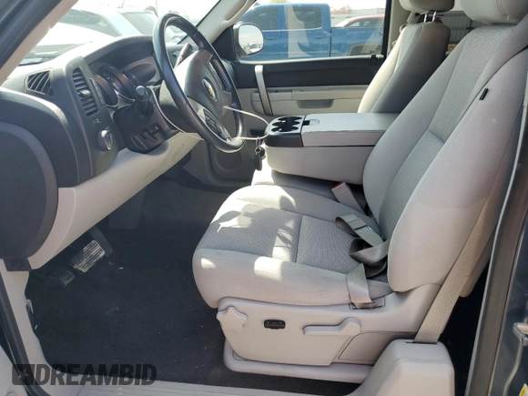 2011 Chevrolet Silverado 1500 LT with VIN 1GCRKSE38BZ113094, listed as a Copart auction lot 51160275 with 134,287 mi miles and Salvage Title. Bid and sale history available at DreamBid. Image 7.