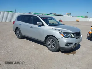 2018 Nissan Pathfinder SV with VIN 5N1DR2MN1JC660200, listed as a IAAI auction lot 41868462 with 134,809 mi miles. Bid and sale history available at carsss.com. Image 1.