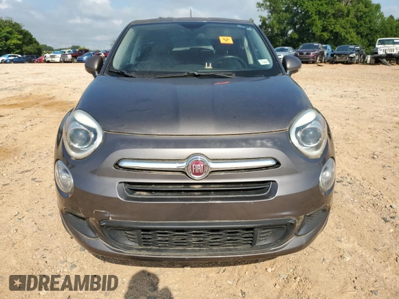 2016 FIAT 500X Easy z VIN ZFBCFXBT5GP390903, wystawiony jako Copart lot #65087215 z przebiegiem Nie podano mil oraz Czysty tytuł • Clean title. Historia ofert i sprzedaży dostępna na DreamBid. Obrazek 5.