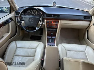 1992 Mercedes-Benz 400 with VIN WDBEA34E4NB705887, listed as a Copart auction lot 48637485 with 76,661 mi miles and Clean Title. Bid and sale history available at carsss.com. Image 9.