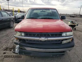 2000 Chevrolet Silverado 1500 with VIN 1GCEC19V8YZ218177, listed as a Copart auction lot 88020145 with 170,495 mi miles and Salvage Title. Bid and sale history available at carsss.com. Image 5.