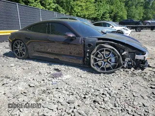 2023 Porsche Taycan 4S z VIN WP0AB2Y11PSA35851, wystawiony jako Copart lot #54502135 z przebiegiem 16 999 mil mil oraz Szkoda całkowita • Salvage title. Historia ofert i sprzedaży dostępna na DreamBid. Obrazek 4.