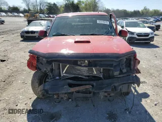 2002 Chevrolet Avalanche with VIN 3GNEK13T92G121899, listed as a Copart auction lot 52312915 with 422,176 mi miles and Salvage Title. Bid and sale history available at carsss.com. Image 5.