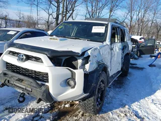 2018 Toyota 4Runner SR5 with VIN JTEBU5JR4J5507930, listed as a IAAI auction lot 41292536 with 105,882 mi miles and . Bid and sale history available at DreamBid. Image 18.