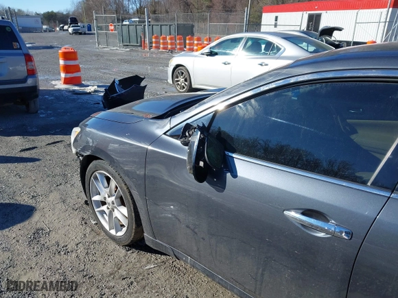 2009 Nissan Maxima 3.5 SV with VIN 1N4AA51E59C847154, listed as a IAAI auction lot 41334744 with 70,181 mi miles. Bid and sale history available at carsss.com. Image 19.