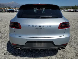 2016 Porsche Macan S with VIN WP1AB2A51GLB42904, listed as a Copart auction lot 52457525 with 67,862 mi miles and Salvage Title. Bid and sale history available at DreamBid. Image 6.