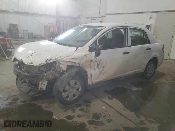 2009 Nissan Versa 1.6 with VIN 3N1CC11E59L477417, listed as a Copart auction lot 88986075 with 0 mi miles and Salvage Title. Bid and sale history available at carsss.com. Image 1.