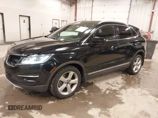 2017 Lincoln MKC Premiere with VIN 5LMCJ1D97HUL35066, listed as a IAAI auction lot 41224223 with 124,826 mi miles. Bid and sale history available at carsss.com. Image 17.