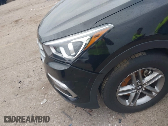 2017 Hyundai Santa Fe Sport 2.4L with VIN 5NMZU3LB6HH008593, listed as a IAAI auction lot 41353179 with 232,785 mi miles. Bid and sale history available at carsss.com. Image 6.