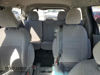 2017 Toyota Sienna LE Auto Access Seat с VIN 5TDKZ3DC1HS768261, выставлен на аукционе Copart как лот 49457495 с пробегом 154 535 миль миль и Списание • Salvage title. История ставок и продаж доступна на DreamBid. Изображение 10.
