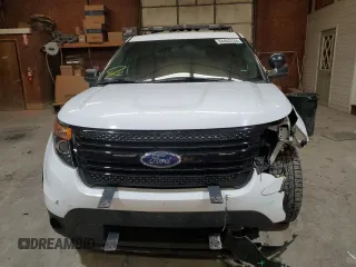 2015 Ford Utility Police Interceptor with VIN 1FM5K8AR1FGC66697, listed as a Copart auction lot 84403744 with 0 mi miles and Salvage Title. Bid and sale history available at carsss.com. Image 5.
