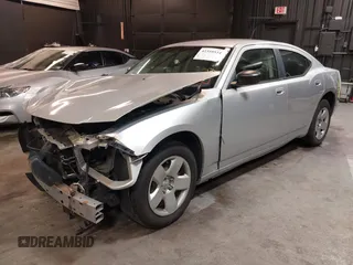 2008 Dodge Charger z VIN 2B3KA43RX8H326355, wystawiony jako IAAI lot #42310534 z przebiegiem 103 342 mil mil oraz . Historia ofert i sprzedaży dostępna na DreamBid. Obrazek 19.