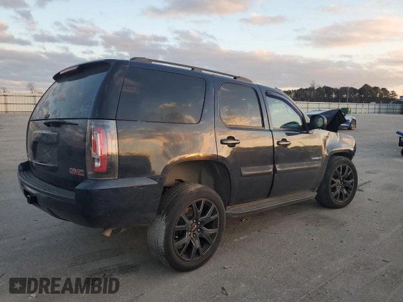 2007 GMC Yukon SLE with VIN 1GKFK13057J390012, listed as a Copart auction lot 86693004 with 0 mi miles and Salvage Title. Bid and sale history available at carsss.com. Image 3.