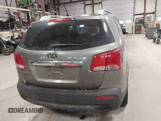 2011 Kia Sorento LX with VIN 5XYKT4A2XBG113975, listed as a IAAI auction lot 41753554 with 225,787 mi miles. Bid and sale history available at carsss.com. Image 16.