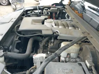 2017 Cadillac Escalade ESV Luxury with VIN 1GYS4HKJ6HR243282, listed as a IAAI auction lot 42210750 with 153,639 mi miles and . Bid and sale history available at DreamBid. Image 19.