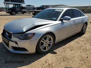 2015 Audi A6 Premium Plus z VIN WAUGFAFC4FN019695, wystawiony jako Copart lot #53605775 z przebiegiem 157 292 mil mil oraz Szkody całkowita. Historia ofert i sprzedaży dostępna na DreamBid. Obrazek 1.