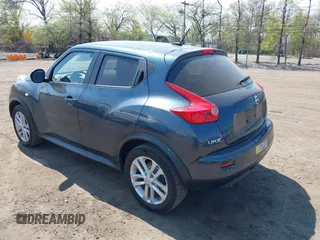2011 Nissan Juke SL with VIN JN8AF5MV5BT028629, listed as a IAAI auction lot 42116881 with 57,231 mi miles. Bid and sale history available at carsss.com. Image 3.