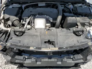 2018 Buick Regal Essence with VIN W04GP6SXXJ1093574, listed as a Copart auction lot 62387425 with 27,879 mi miles and Salvage title. Bid and sale history available at DreamBid. Image 11.
