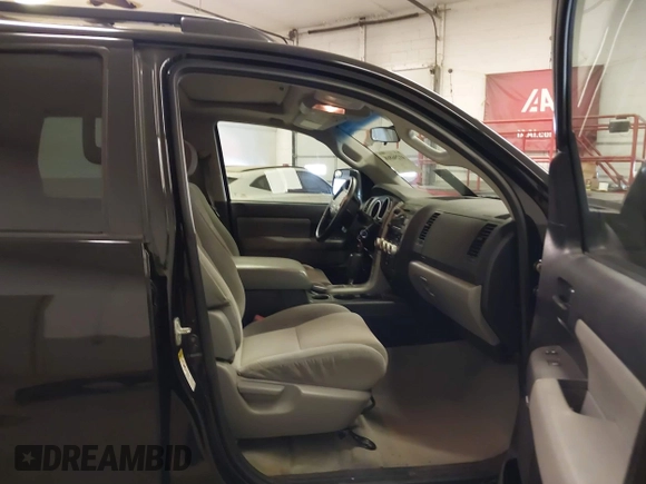 2011 Toyota Sequoia SR5 with VIN 5TDBY5G19BS047363, listed as a IAAI auction lot 41296868 with 264,632 mi miles. Bid and sale history available at carsss.com. Image 5.
