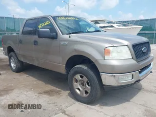 2004 Ford F-150 XLT z VIN 1FTPW145X4KA58345, wystawiony jako IAAI lot #42522422 z przebiegiem Nie podano mil oraz . Historia ofert i sprzedaży dostępna na DreamBid. Obrazek 1.