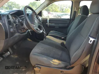 2008 Chevrolet Silverado 1500 1LT with VIN 2GCEC130081124610, listed as a Copart auction lot 62532144 with 321,971 mi miles and Clean Title. Bid and sale history available at DreamBid. Image 7.