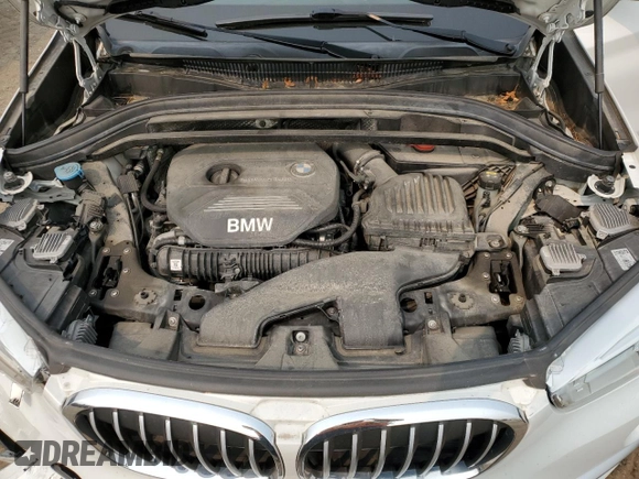 2016 BMW X1 xDrive28i z VIN WBXHT3C38G5F66931, wystawiony jako Copart lot #56720455 z przebiegiem 118 134 mil mil oraz Szkoda całkowita • Salvage title. Historia ofert i sprzedaży dostępna na DreamBid. Obrazek 12.