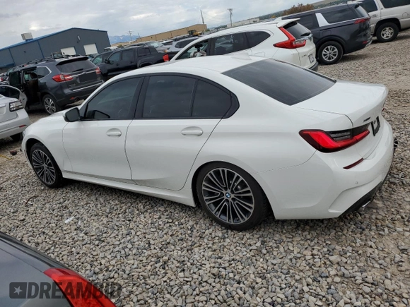 2021 BMW 3 Series 330i xDrive z VIN 3MW5R7J05M8B93077, wystawiony jako Copart lot #57125755 z przebiegiem 43 123 mil mil oraz Szkoda całkowita • Salvage title. Historia ofert i sprzedaży dostępna na DreamBid. Obrazek 2.