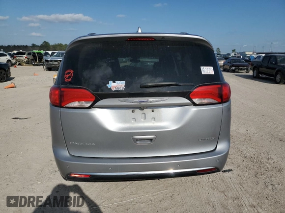 2020 Chrysler Pacifica Limited z VIN 2C4RC1GG0LR289575, wystawiony jako Copart lot #49025185 z przebiegiem 110 317 mil mil oraz Szkoda całkowita • Salvage title. Historia ofert i sprzedaży dostępna na DreamBid. Obrazek 6.