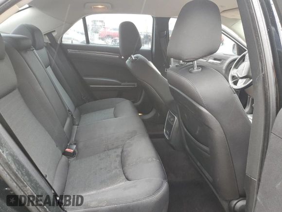 2018 Chrysler 300 Touring with VIN 2C3CCAAG9JH331960, listed as a Copart auction lot 54717615 with 86,921 mi miles and Salvage Title. Bid and sale history available at DreamBid. Image 10.