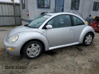 2001 Volkswagen Beetle GLS with VIN 3VWCK21C51M448743, listed as a Copart auction lot 53824335 with 85,983 mi miles and Clean Title. Bid and sale history available at DreamBid. Image 1.