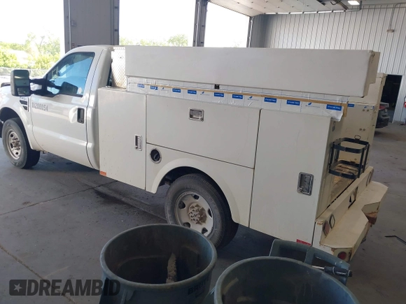 2010 Ford F-250 XL with VIN 1FTNF2A57AEA49825, listed as a IAAI auction lot 42242032 with 188,085 mi miles and . Bid and sale history available at DreamBid. Image 3.
