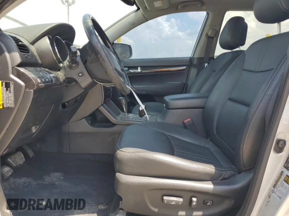 2013 Kia Sorento SX with VIN 5XYKWDA29DG374489, listed as a Copart auction lot 61231695 with 162,579 mi miles and Non repairable. Bid and sale history available at DreamBid. Image 7.