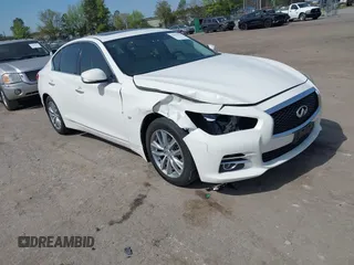 2015 Infiniti Q50 Premium with VIN JN1BV7AR0FM421592, listed as a IAAI auction lot 42070055 with 161,038 mi miles. Bid and sale history available at carsss.com. Image 1.