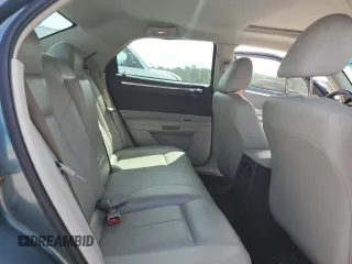 2005 Chrysler 300 with VIN 2C3JA53G95H616536, listed as a Copart auction lot 51099885 with 186,749 mi miles and Salvage Title. Bid and sale history available at carsss.com. Image 10.