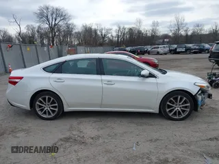 2014 Toyota Avalon Limited with VIN 4T1BK1EB8EU081201, listed as a IAAI auction lot 41624523 with 196,217 mi miles. Bid and sale history available at carsss.com. Image 13.
