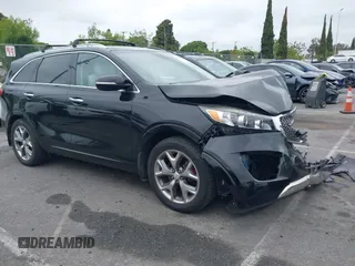 2017 Kia Sorento SX z VIN 5XYPK4A58HG322661, wystawiony jako IAAI lot #42195134 z przebiegiem 46 821 mil mil oraz . Historia ofert i sprzedaży dostępna na DreamBid. Obrazek 1.