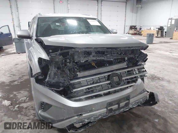 2021 Volkswagen Atlas SE z VIN 1V2HE2CA9MC219076, wystawiony jako IAAI lot #41608670 z przebiegiem 56 162 mil mil oraz . Historia ofert i sprzedaży dostępna na DreamBid. Obrazek 11.