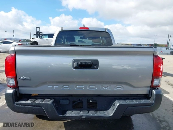 2020 Toyota Tacoma 2WD SR with VIN 3TYRX5GN5LT000096, listed as a IAAI auction lot 41525663 with 32,092 mi miles. Bid and sale history available at carsss.com. Image 16.