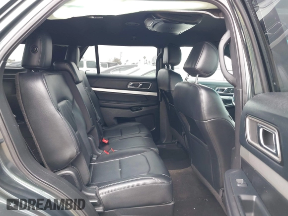 2016 Ford Explorer XLT with VIN 1FM5K7D86GGA07654, listed as a IAAI auction lot 42093797 with 138,097 mi miles. Bid and sale history available at carsss.com. Image 8.