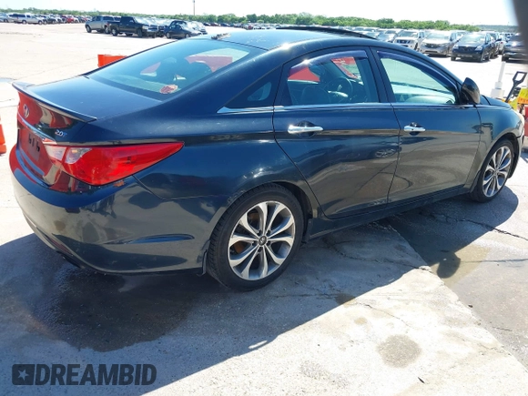 2013 Hyundai Sonata Limited with VIN 5NPEC4AB0DH651156, listed as a IAAI auction lot 42074579 with 174,500 mi miles and . Bid and sale history available at DreamBid. Image 4.