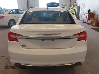 2013 Chrysler 200 Limited with VIN 1C3CCBCG0DN507468, listed as a IAAI auction lot 42001890 with 89,935 mi miles and . Bid and sale history available at DreamBid. Image 16.