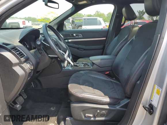 2018 Ford Explorer XLT with VIN 1FM5K7D88JGA52781, listed as a Copart auction lot 60280685 with 59,687 mi miles and Salvage title. Bid and sale history available at DreamBid. Image 7.