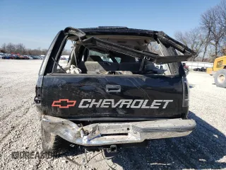 1994 Chevrolet Suburban with VIN 1GNGK26N0RJ420718, listed as a Copart auction lot 43463434 with 137,190 mi miles and Salvage Title. Bid and sale history available at carsss.com. Image 6.