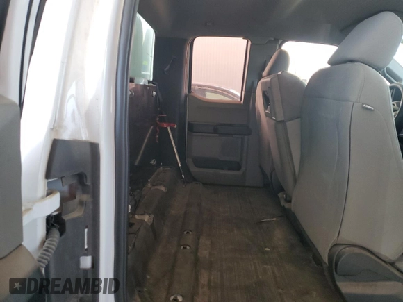 2017 Ford F-150 XL with VIN 1FTEX1C80HKE24030, listed as a Copart auction lot 48968435 with 175,104 mi miles and Clean Title. Bid and sale history available at carsss.com. Image 10.