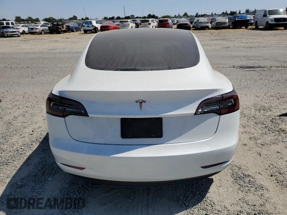 2023 Tesla Model 3 z VIN 5YJ3E1EA6PF540776, wystawiony jako Copart lot #59879575 z przebiegiem 19 320 mil mil oraz Szkoda całkowita • Salvage title. Historia ofert i sprzedaży dostępna na DreamBid. Obrazek 6.