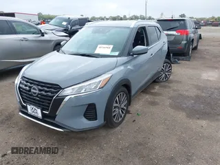 2024 Nissan Kicks SV with VIN 3N1CP5CV3RL576777, listed as a IAAI auction lot 40766968 with 1,403 mi miles. Bid and sale history available at carsss.com. Image 17.