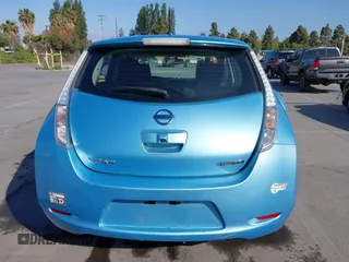 2015 Nissan LEAF S with VIN 1N4AZ0CP6FC330483, listed as a IAAI auction lot 42217559 with 35,216 mi miles and . Bid and sale history available at DreamBid. Image 17.