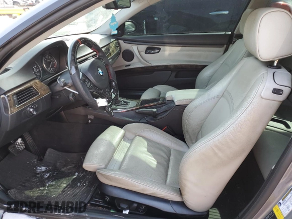 2009 BMW 3 Series 335i xDrive with VIN WBAWC73529E068704, listed as a Copart auction lot 45873805 with 72,303 mi miles and Salvage Title. Bid and sale history available at carsss.com. Image 7.