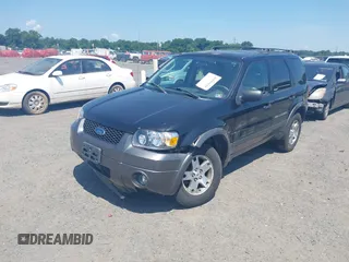 2005 Ford Escape XLT with VIN 1FMCU93115KE48930, listed as a IAAI auction lot 42592931 with 180,260 mi miles and . Bid and sale history available at DreamBid. Image 16.